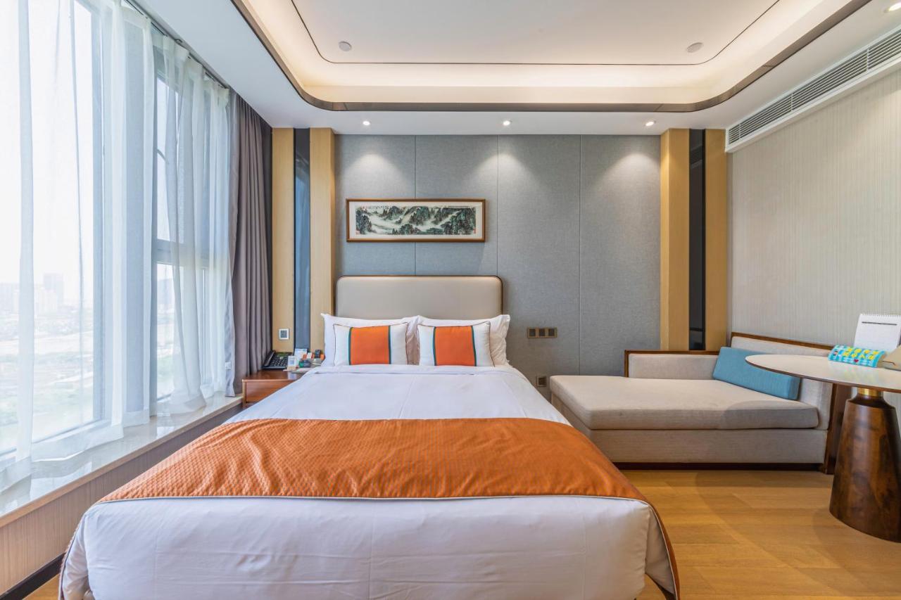Jinling Funhome Hotel Nanjing Jiulong Lake - Nanjing South Railway Station Eksteriør bilde